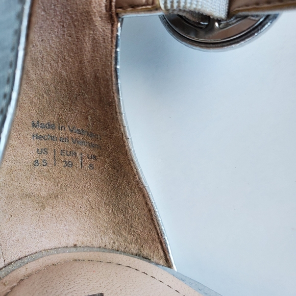 Aldo Women's Crocodile Embossed Finish Heeled Sandals, Silver, 8.5 - Picture 6 of 7